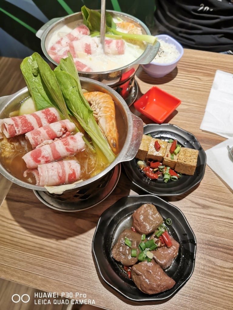 【士林美食】丰明小鍋，用餐環境舒服的小火鍋