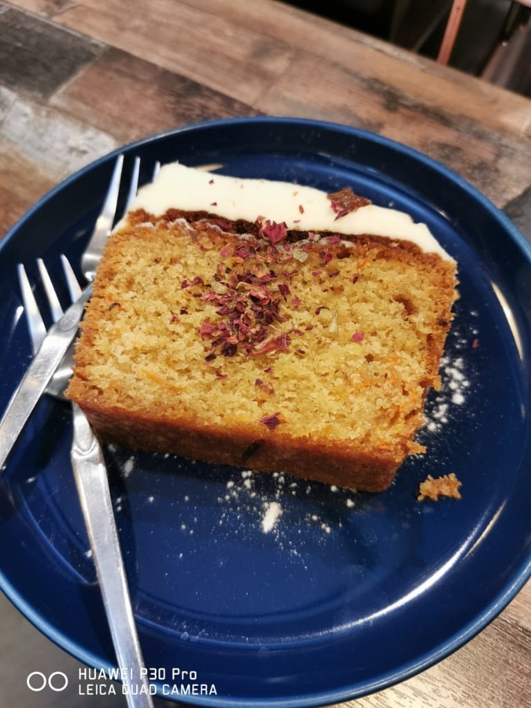 【士林美食】Caffe Ruelle巷子咖啡館，巷子裡的迷你咖啡館，有各種美味沙拉及手作甜點，還有迷人的戶外座位