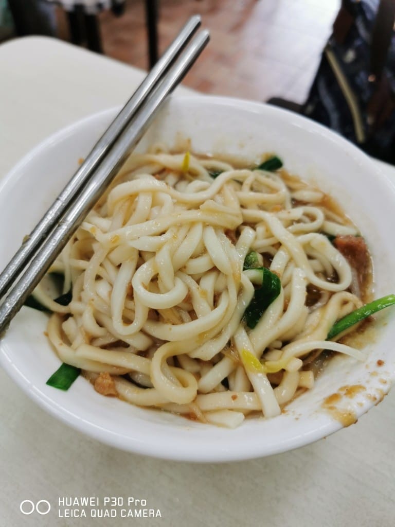 【新莊美食】阿淑肉圓，在地人大推的清蒸肉圓，蒜頭乾麵也是一絕