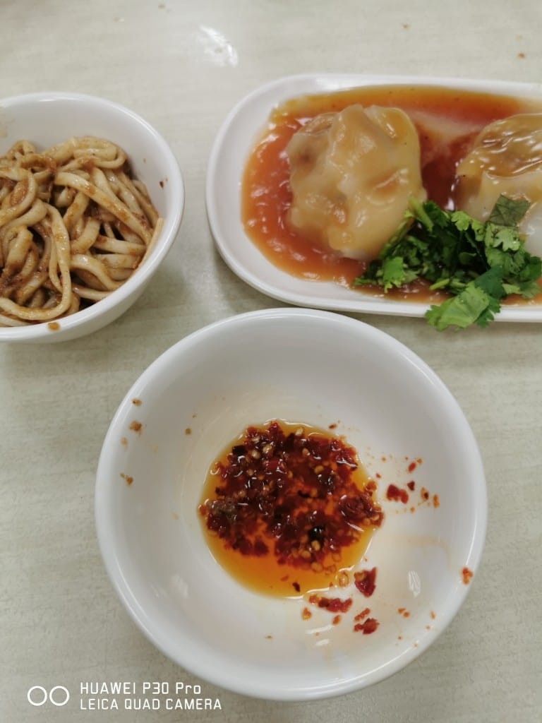 【新莊美食】阿淑肉圓，在地人大推的清蒸肉圓，蒜頭乾麵也是一絕