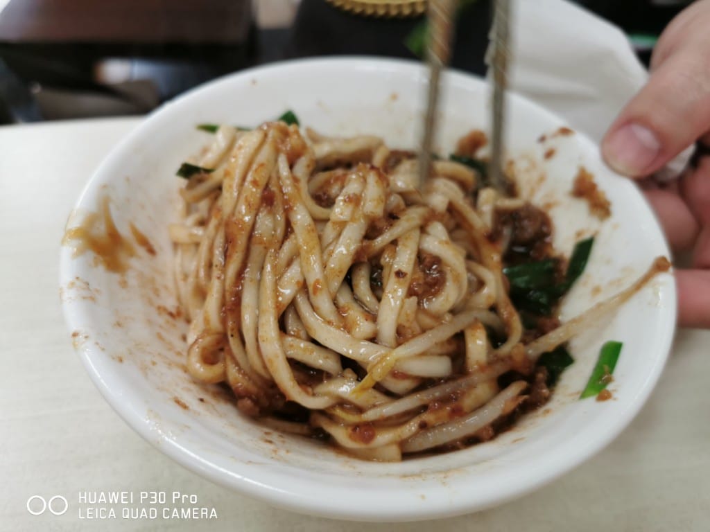 【新莊美食】阿淑肉圓，在地人大推的清蒸肉圓，蒜頭乾麵也是一絕