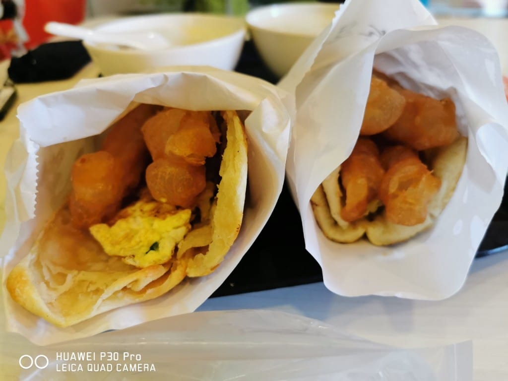 【台北美食】阜杭豆漿，台北十大必吃早餐，2018 2019米其林必比登推廌觀光客必吃的美味現做燒餅豆漿