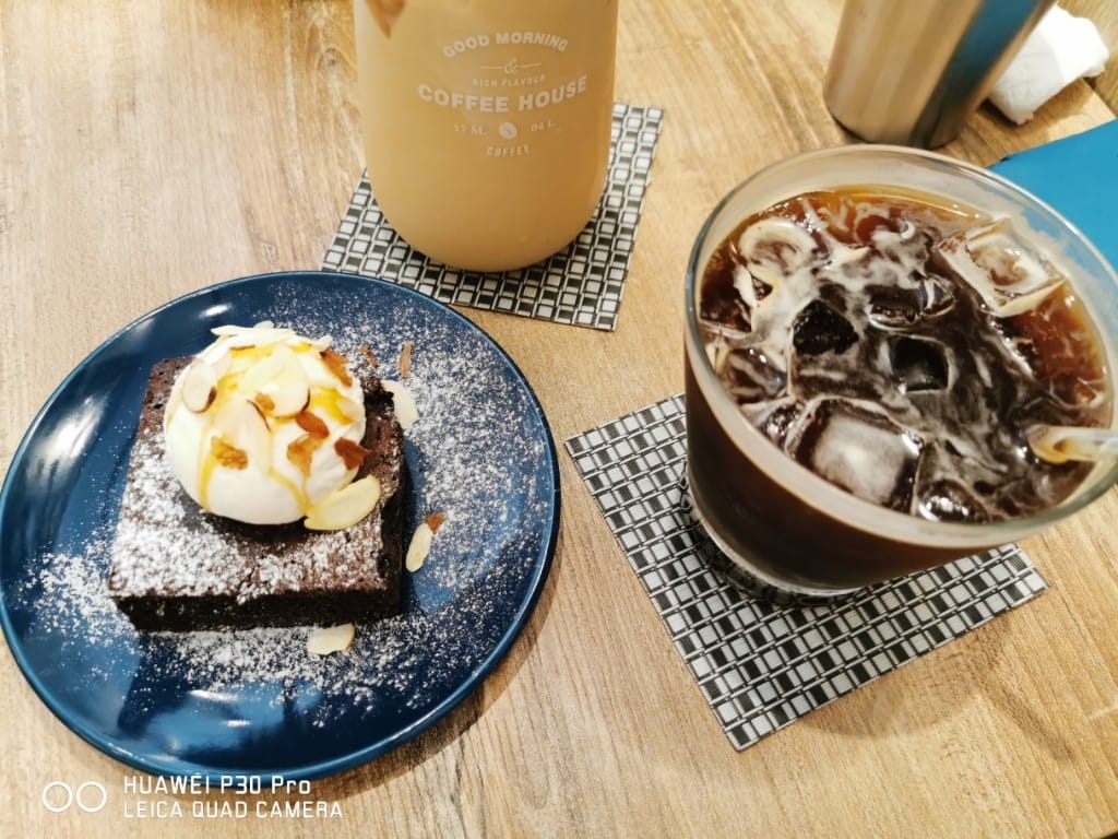 【新莊咖啡】有點胖咖啡，巷弄內的文青咖啡館，有鬆餅甜點也有輕食哦！