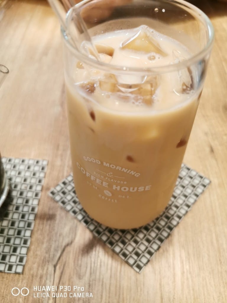 【新莊咖啡】有點胖咖啡，巷弄內的文青咖啡館，有鬆餅甜點也有輕食哦！