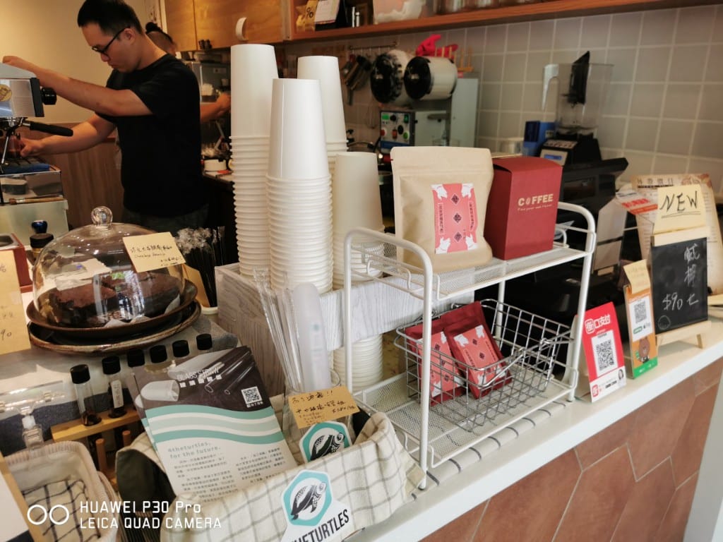 【新莊咖啡】有點胖咖啡，巷弄內的文青咖啡館，有鬆餅甜點也有輕食哦！