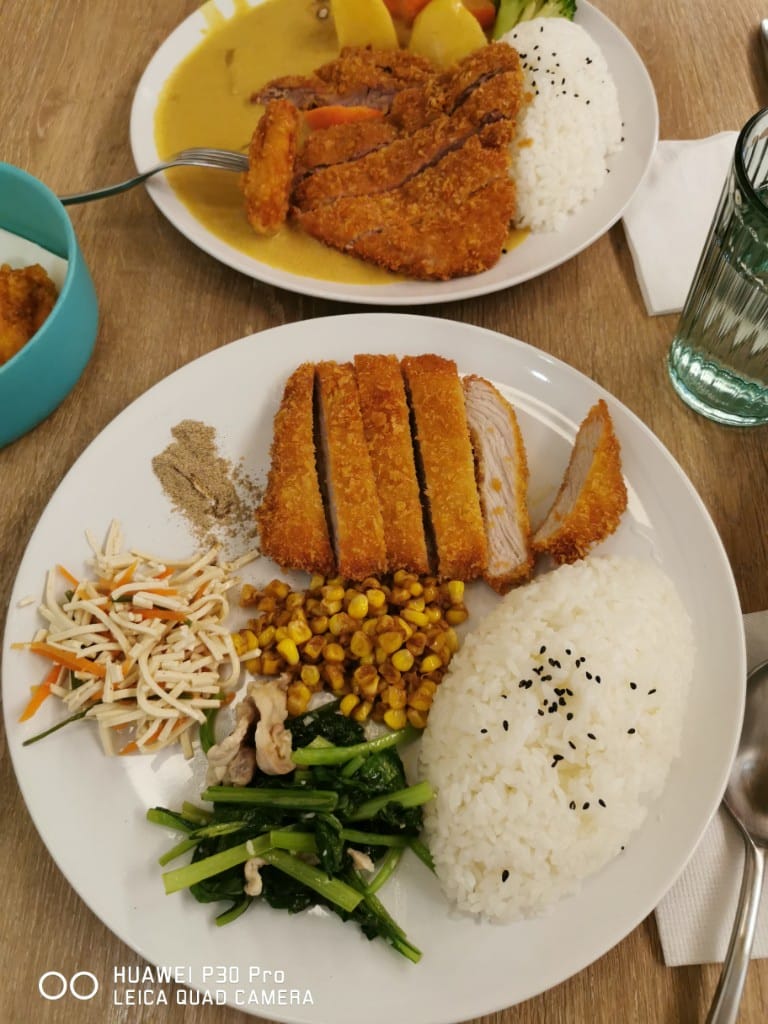 【士林美食】OTIS CAFE 咖哩輕食簡餐，環境舒適餐點選擇多的親子友善咖啡館