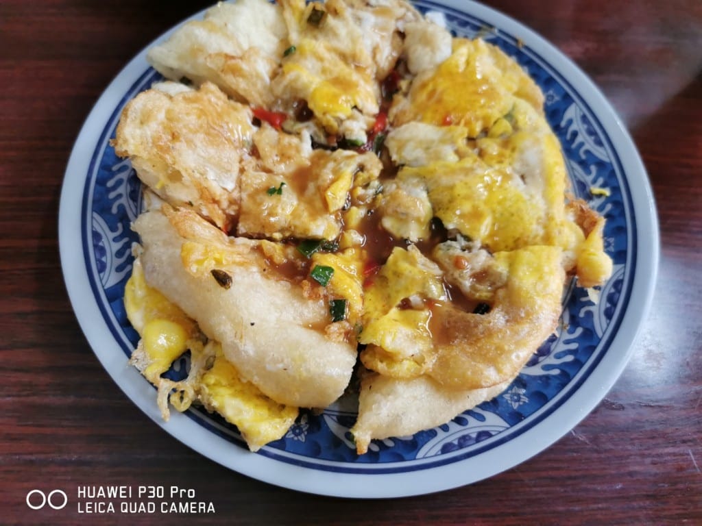 【三重美食】三重蛋餅大王，好驚豔的雙蛋蛋餅，豆漿竟然只要十元