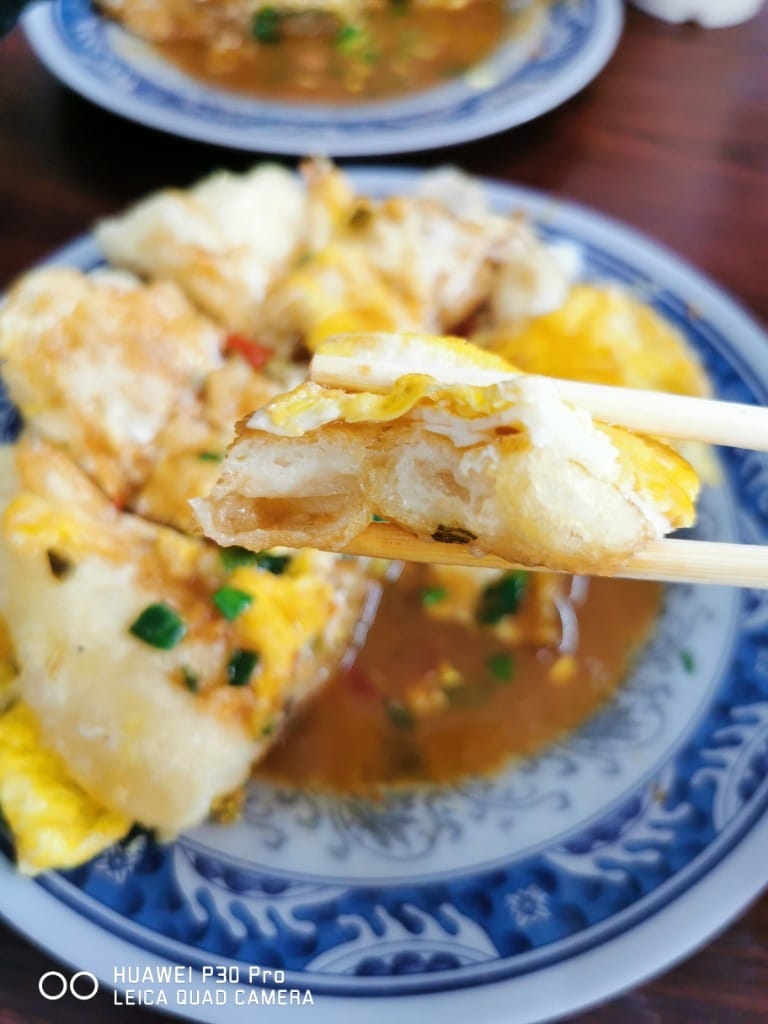 【三重美食】三重蛋餅大王，好驚豔的雙蛋蛋餅，豆漿竟然只要十元