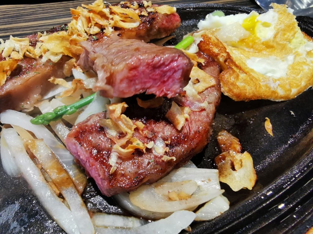 【台北美食】凱薩西餐牛排，一週只開三天的高CP值餐廳