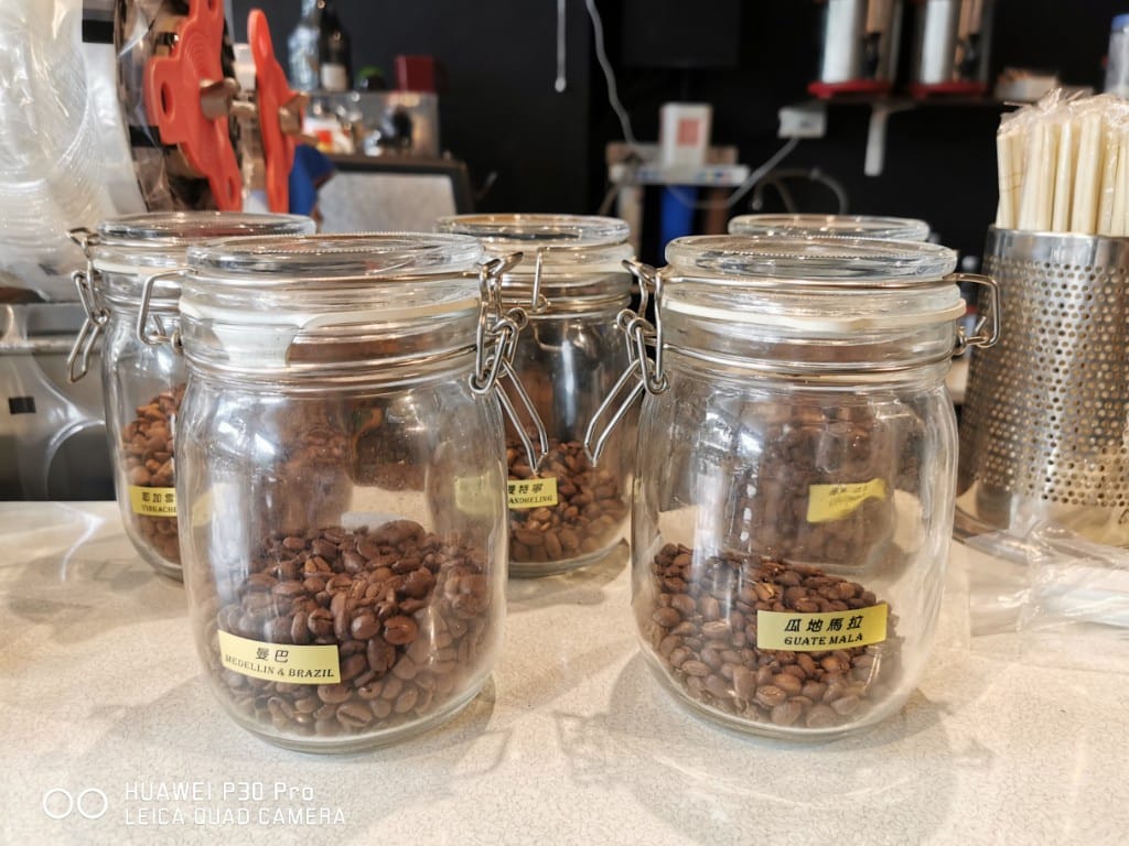 【蘆洲美食】杜克咖啡店，有美味輕食及燉飯的咖啡館