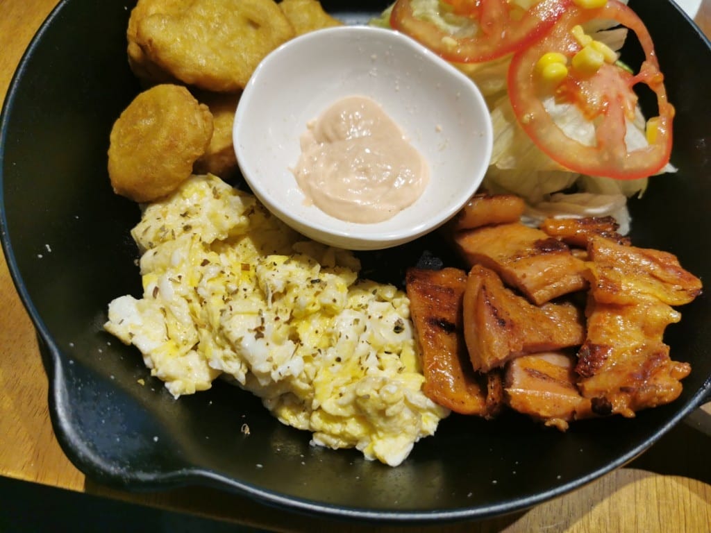 【蘆洲美食】杜克咖啡店，有美味輕食及燉飯的咖啡館