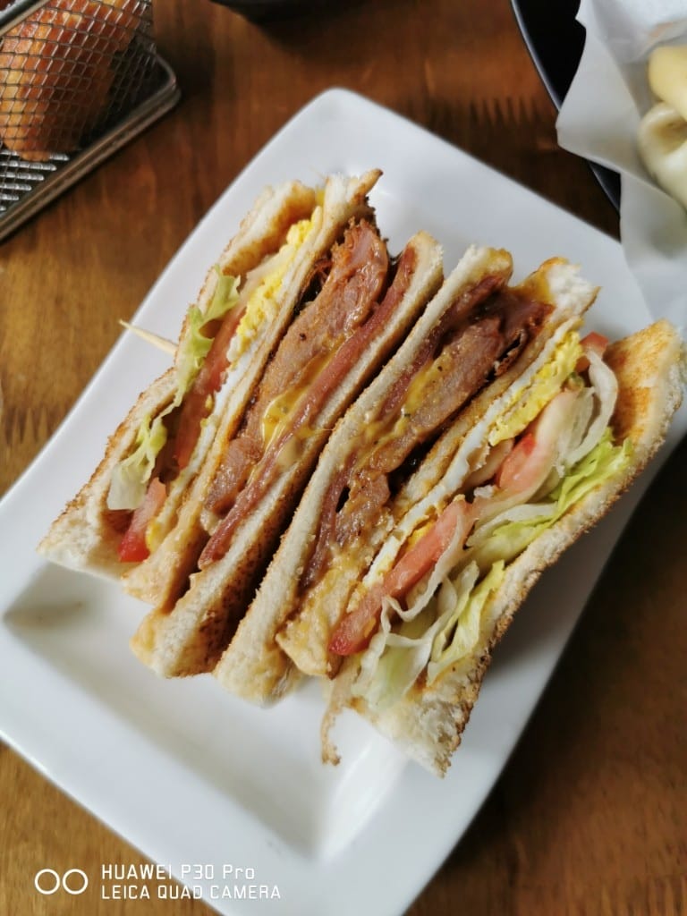 【蘆洲美食】杜克咖啡店，有美味輕食及燉飯的咖啡館