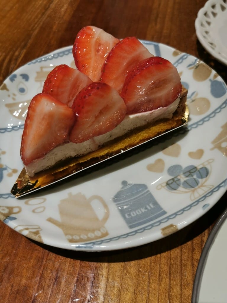 【新莊甜點】敲我Ciao.O烘焙工作室 ，甜點輕食都很美味的咖啡館