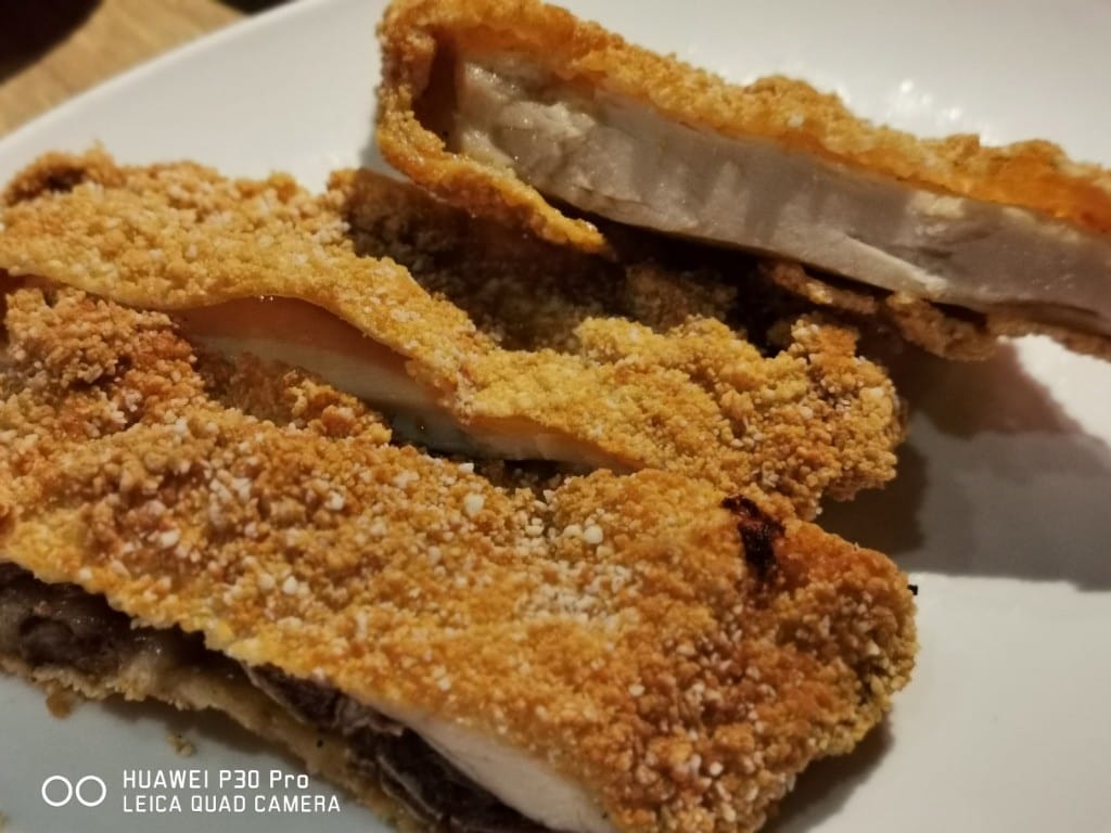 【台北美食】 九尾韓國豆腐煲，東區巷弄內的平價美味韓式料理，小菜吃到飽哦
