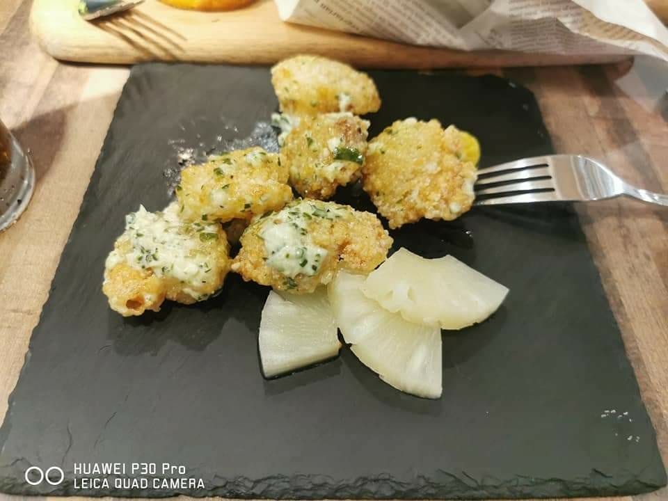 【板橋美食】角落utopio，板橋巷子裡的美味漢堡