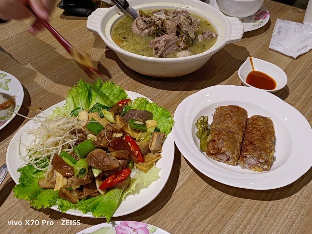 【台北美食】 款待手路菜，少見的台菜料理吃到飽