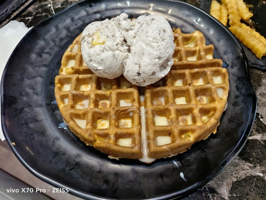【台北美食】 肉肉遇到麵，只能說是一場悲劇的午餐吃到飽