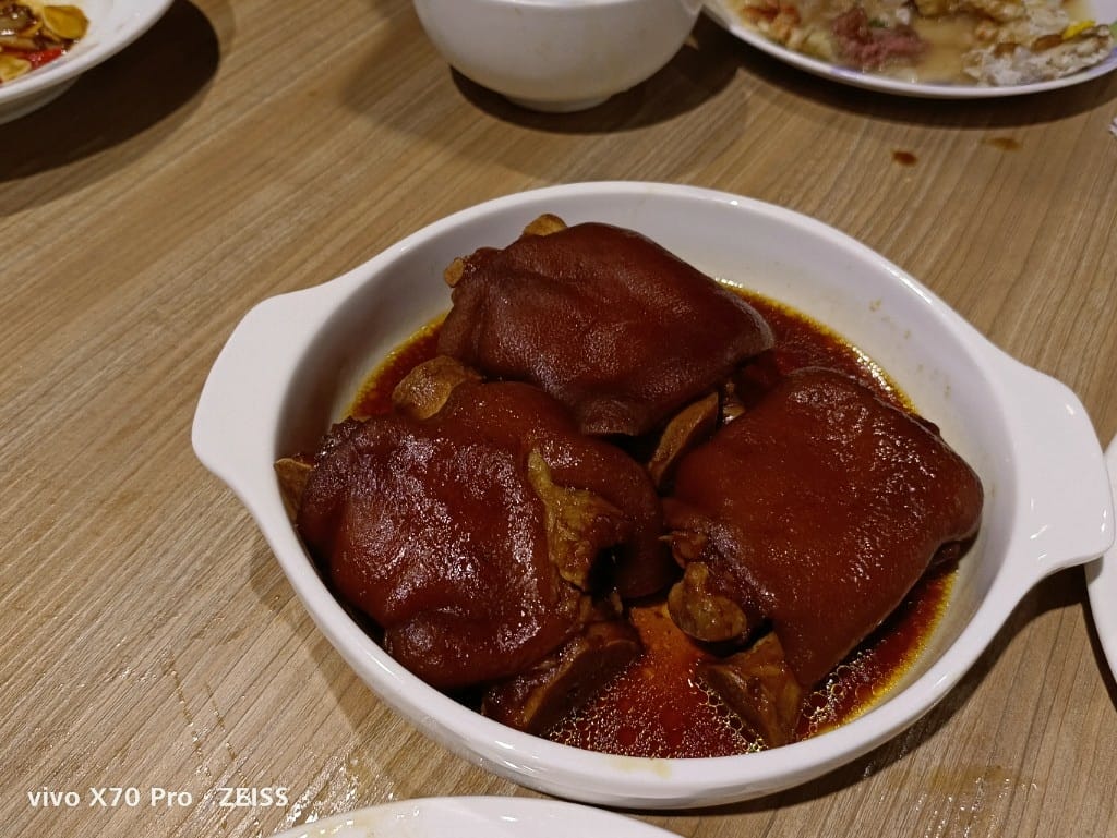 【台北美食】 款待手路菜，少見的台菜料理吃到飽
