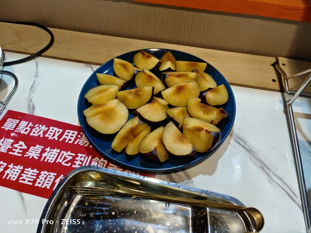 【台北美食】 肉肉遇到麵，只能說是一場悲劇的午餐吃到飽