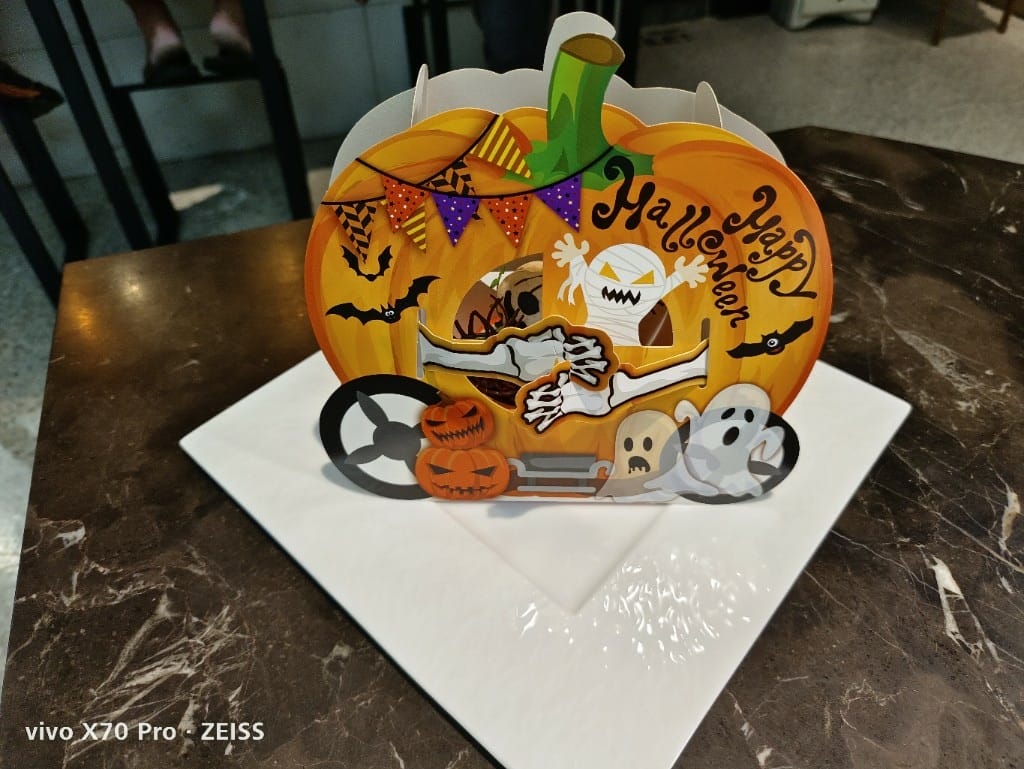 【蘆洲美食】 魚缸咖啡,充滿期待的甜點咖啡店 - 第8張圖 【蘆洲美食】 魚缸咖啡,充滿期待的甜點咖啡店