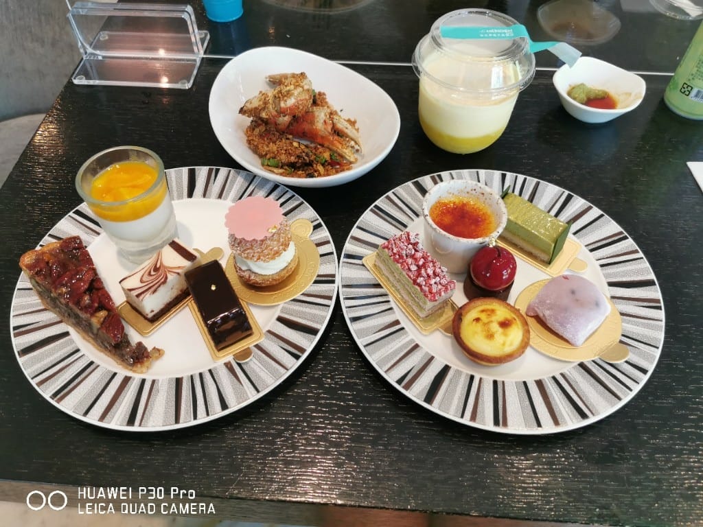 【台北美食】 寒舍艾美探索廚房，被甜點吸引來的神奇自助百匯（龍蝦吃到飽已取消）