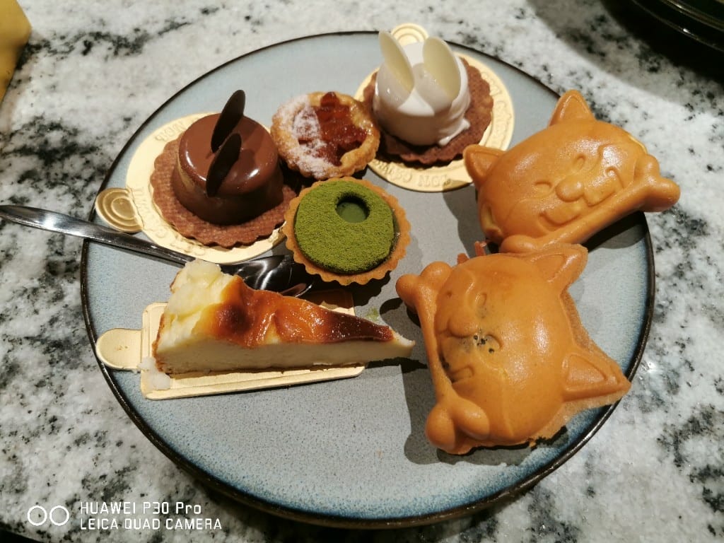 【台北美食】 旭集，最無雷的自助百匯