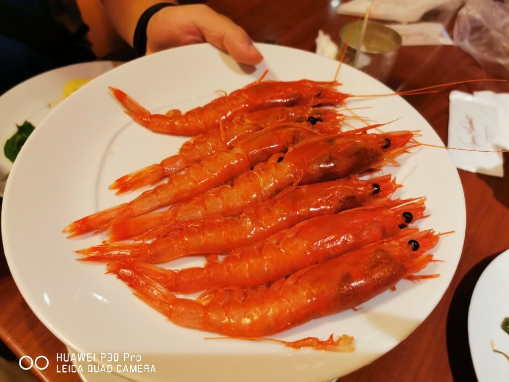 【台北美食】 泰市場，滿滿的甜蝦胭脂蝦，愛蝦的天堂