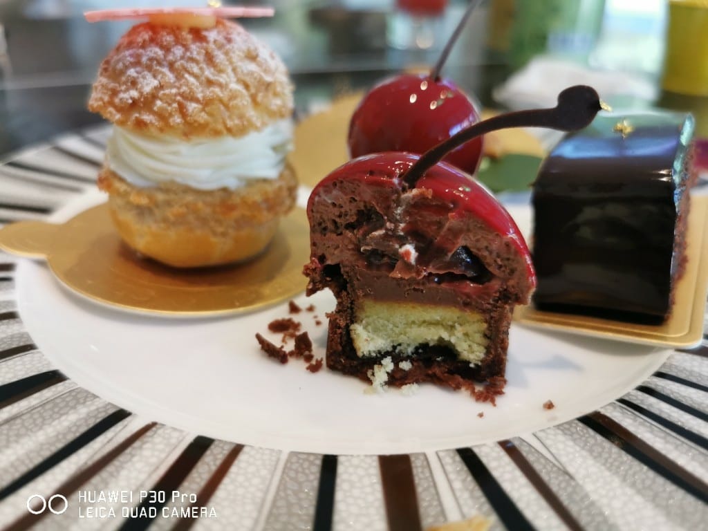 【台北美食】 寒舍艾美探索廚房，被甜點吸引來的神奇自助百匯（龍蝦吃到飽已取消）
