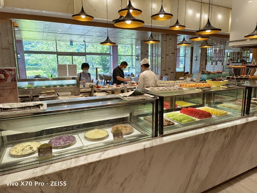 【台北美食】 六福萬怡敘日餐廳,現點現蒸龍蝦吃到飽,假日午晚餐只要5倍券1000+148 - 第5張圖 【台北美食】 六福萬怡敘日餐廳,現點現蒸龍蝦吃到飽,假日午晚餐只要5倍券1000+148