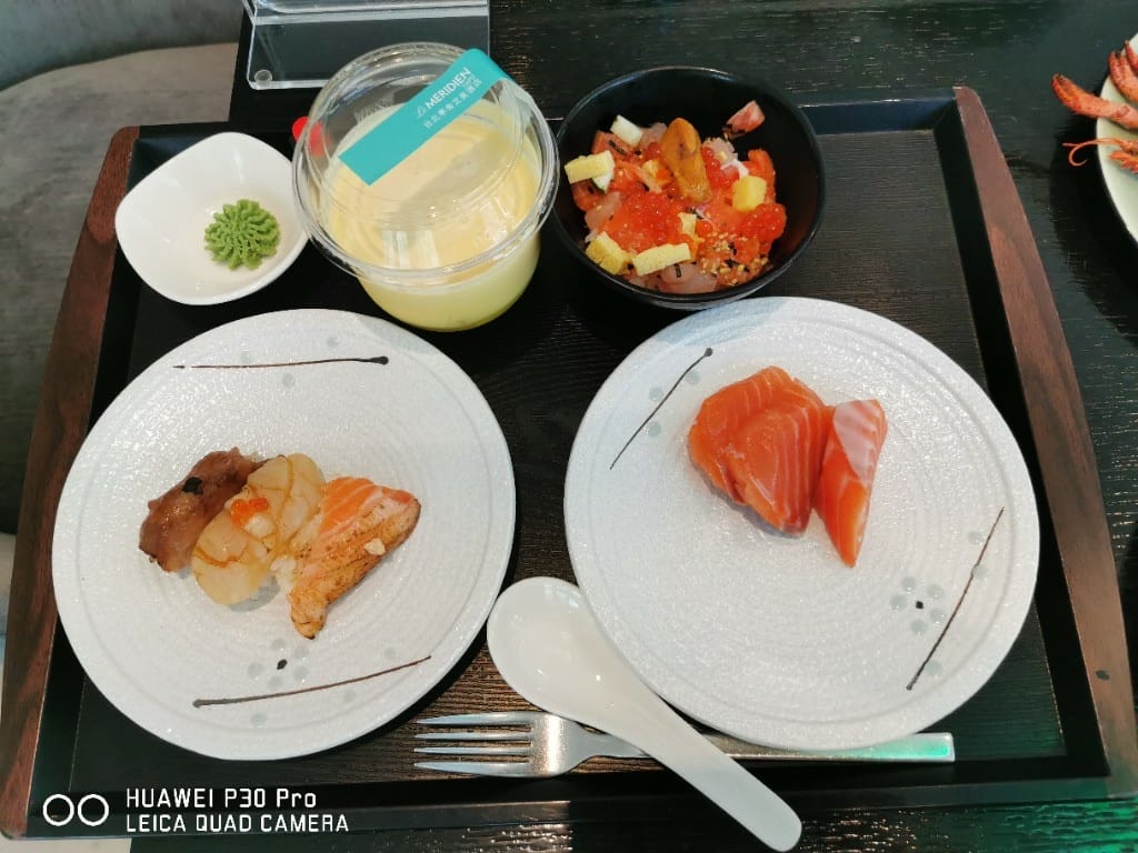 【台北美食】 寒舍艾美探索廚房，被甜點吸引來的神奇自助百匯（龍蝦吃到飽已取消）
