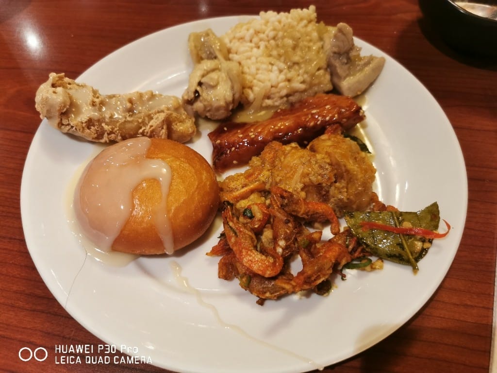 【台北美食】 泰市場，滿滿的甜蝦胭脂蝦，愛蝦的天堂