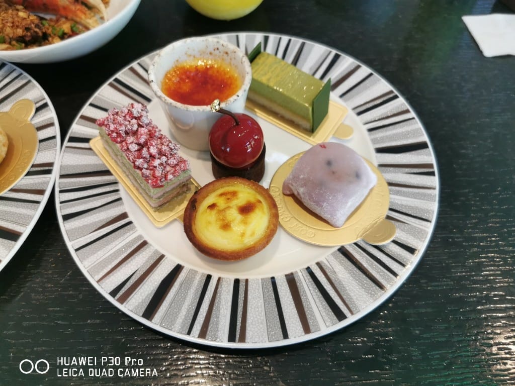 【台北美食】 寒舍艾美探索廚房，被甜點吸引來的神奇自助百匯（龍蝦吃到飽已取消）
