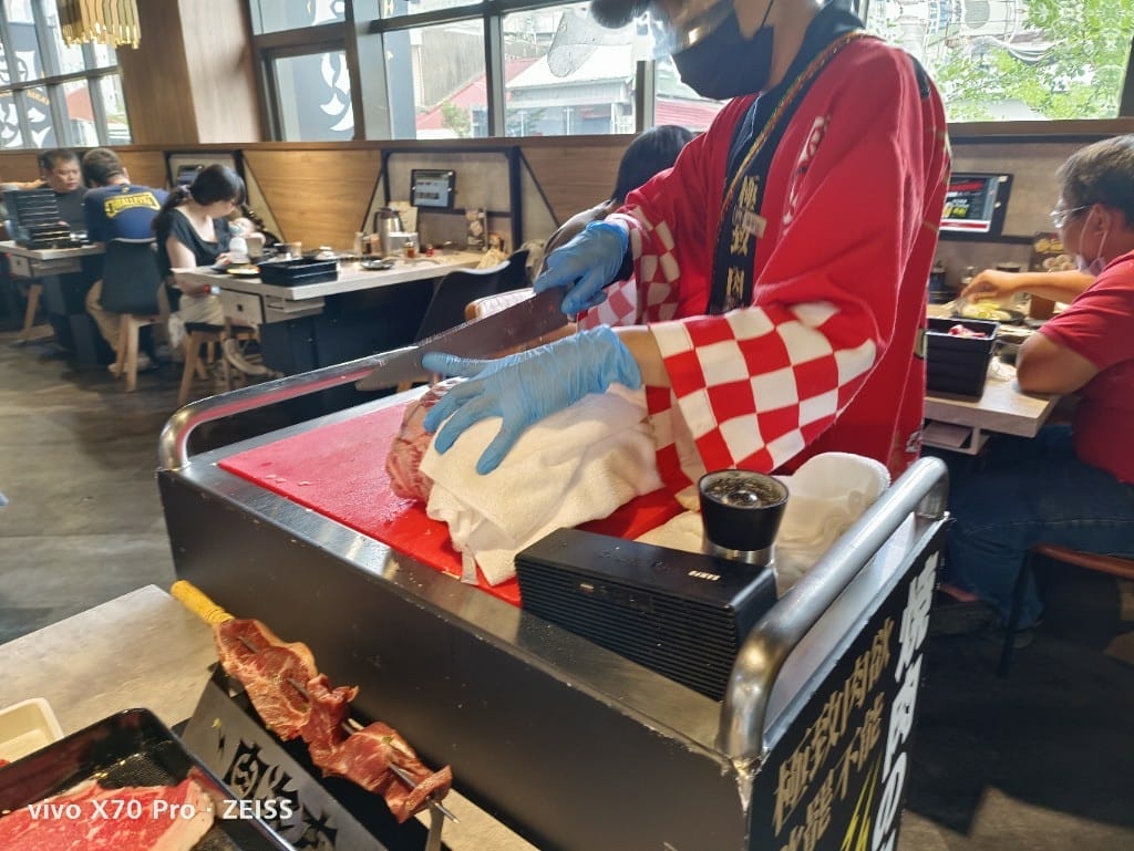 【台北美食】 肉次方，王品集團下的燒肉吃到飽，肉質和環境真的好棒