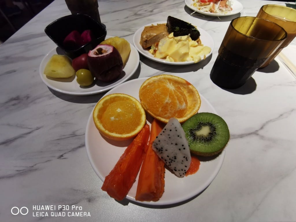 【中和美食】 我家牛排中和店1&2訪，找不到比這裡更超值的平價牛排百匯了