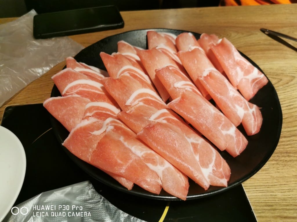 【新莊美食】 樂崎火鍋，海鮮肉品都很棒的平價火鍋店