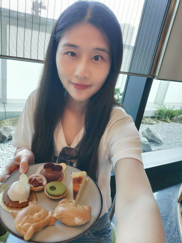 【台北美食】 旭集，最無雷的自助百匯
