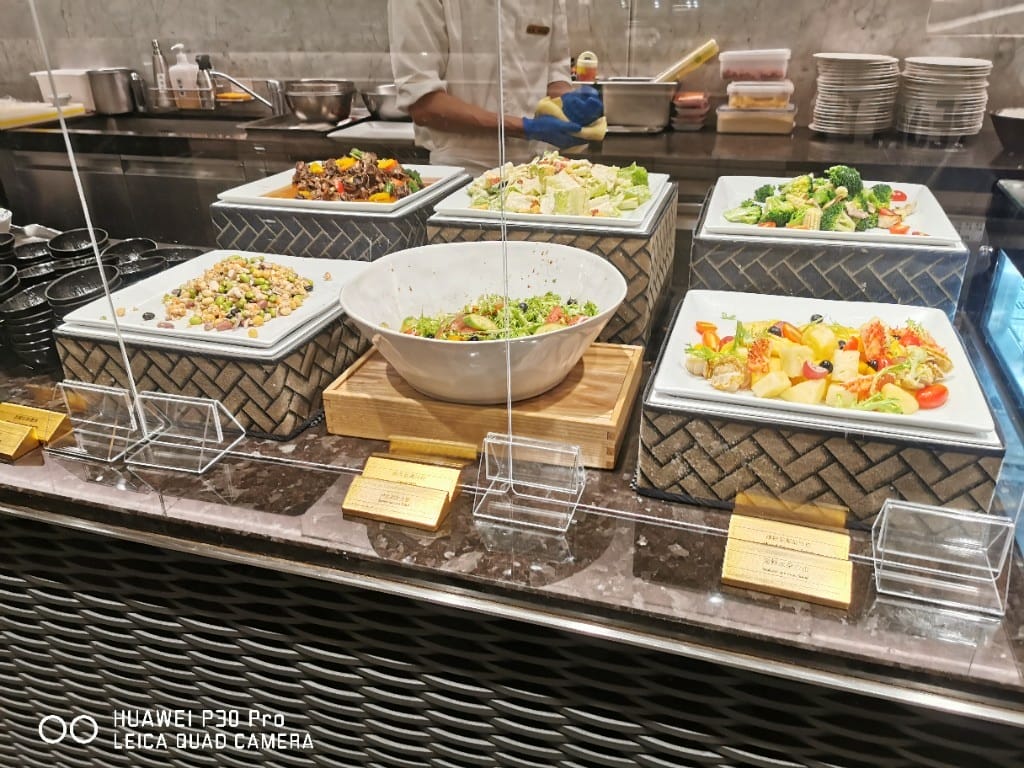 【台北美食】 旭集，最無雷的自助百匯