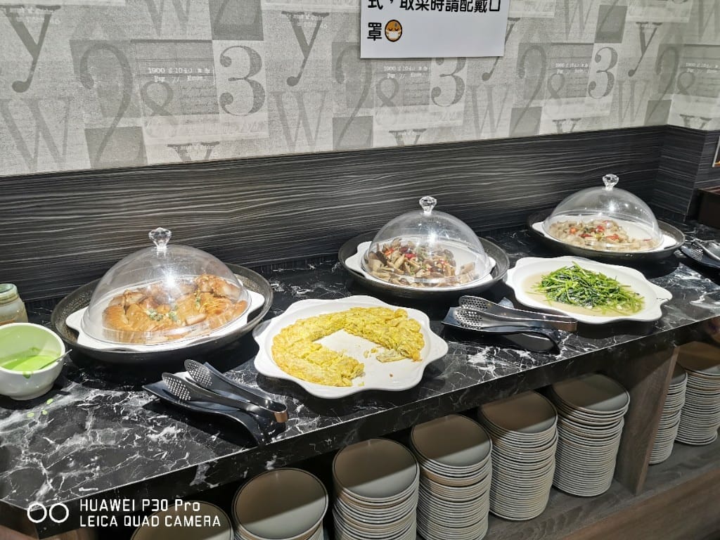 【新莊美食】 輔大牛排百匯，兩個同行一人免費，當然要來試看看