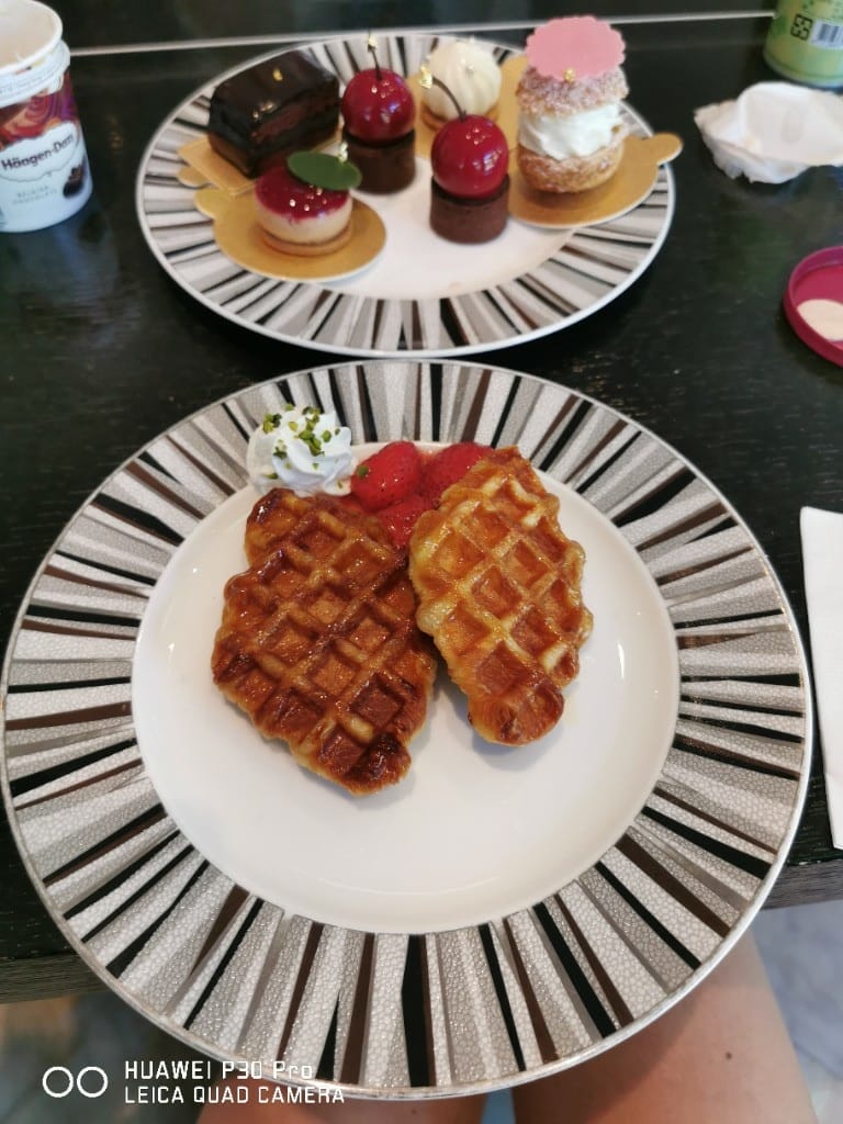 【台北美食】 寒舍艾美探索廚房，被甜點吸引來的神奇自助百匯（龍蝦吃到飽已取消）