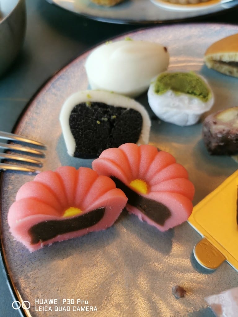 【台北美食】 旭集，最無雷的自助百匯