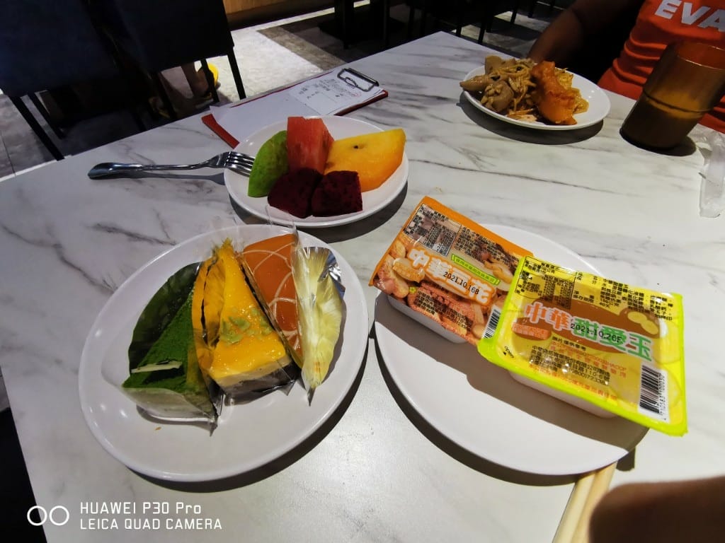 【中和美食】 我家牛排中和店1&2訪，找不到比這裡更超值的平價牛排百匯了
