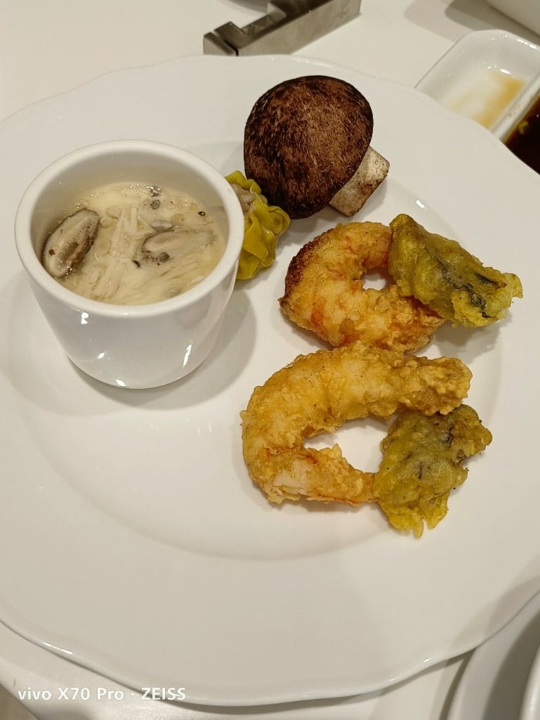 【台北美食】 六福萬怡敘日餐廳,現點現蒸龍蝦吃到飽,假日午晚餐只要5倍券1000+148 - 第24張圖 【台北美食】 六福萬怡敘日餐廳,現點現蒸龍蝦吃到飽,假日午晚餐只要5倍券1000+148