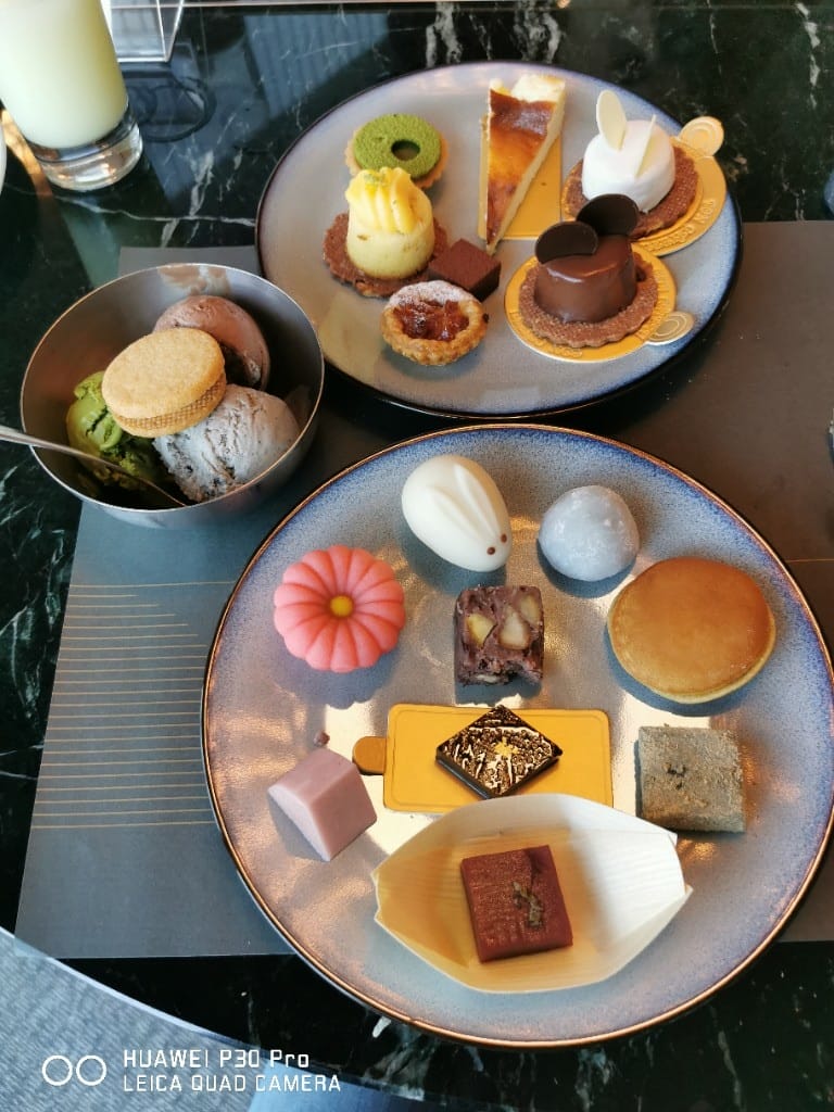 【台北美食】 旭集，最無雷的自助百匯
