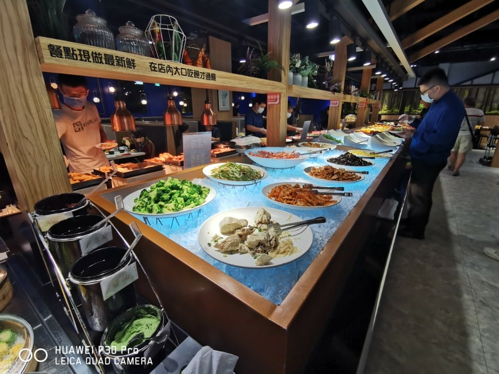 【中和美食】 我家牛排中和店1&2訪，找不到比這裡更超值的平價牛排百匯了