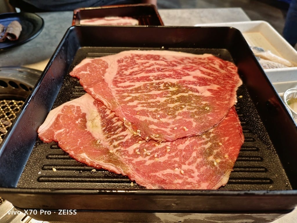 【台北美食】 肉次方，王品集團下的燒肉吃到飽，肉質和環境真的好棒