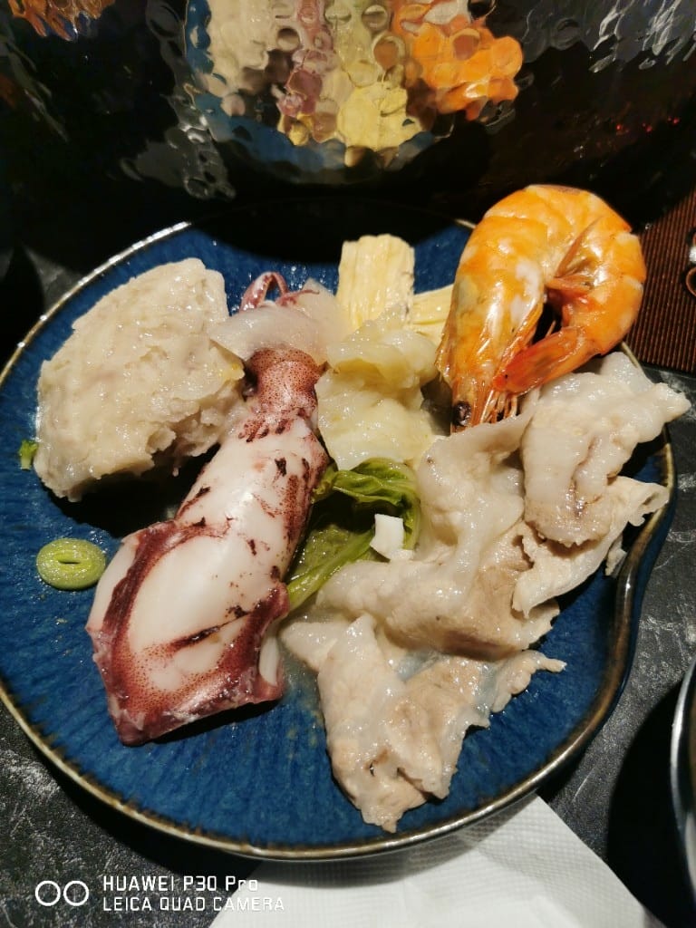 【台北美食】 這一鍋SHAREMORE吃到飽，可以盡情享用老火湯的這一鍋