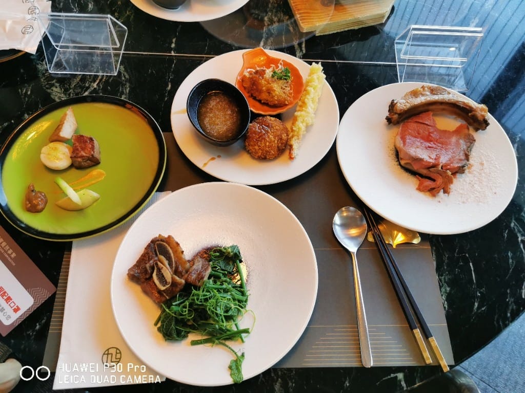 【台北美食】 旭集，最無雷的自助百匯