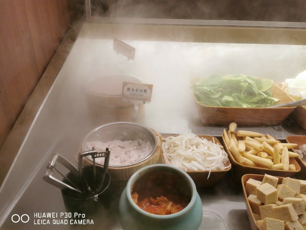 【台北美食】 這一鍋SHAREMORE吃到飽，可以盡情享用老火湯的這一鍋