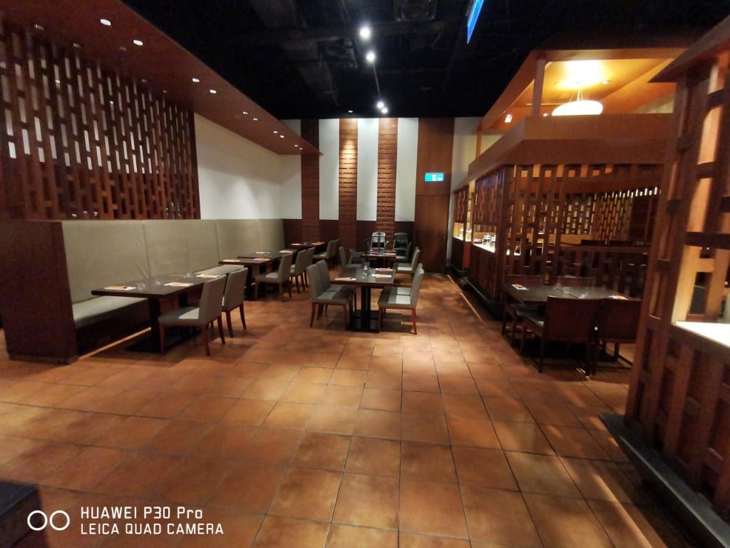 【台北美食】 泰市場，滿滿的甜蝦胭脂蝦，愛蝦的天堂