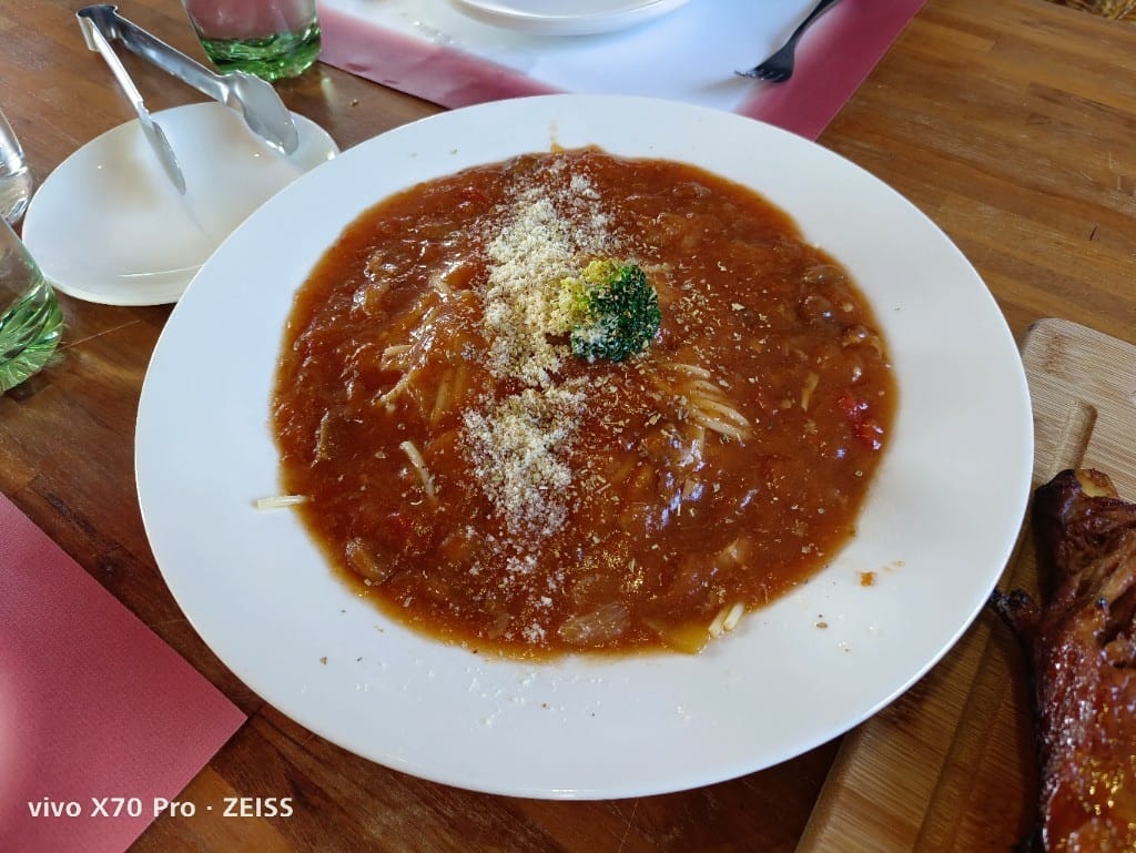 【新北美食】 肋霸美式豬肋排，霸氣十足又美味的豬肋排